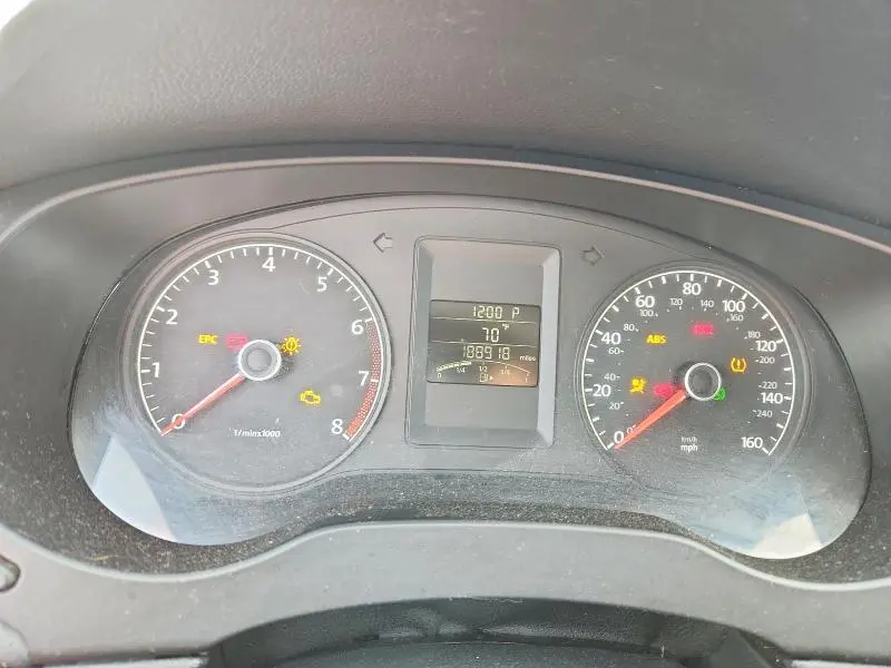 2012 VOLKSWAGEN JETTA BASE  