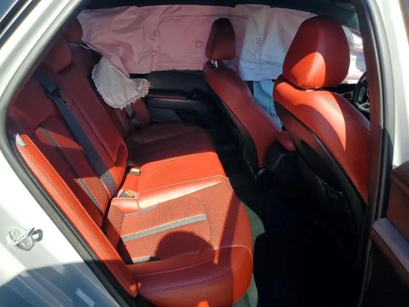 2024 KIA K5 GT LINE  