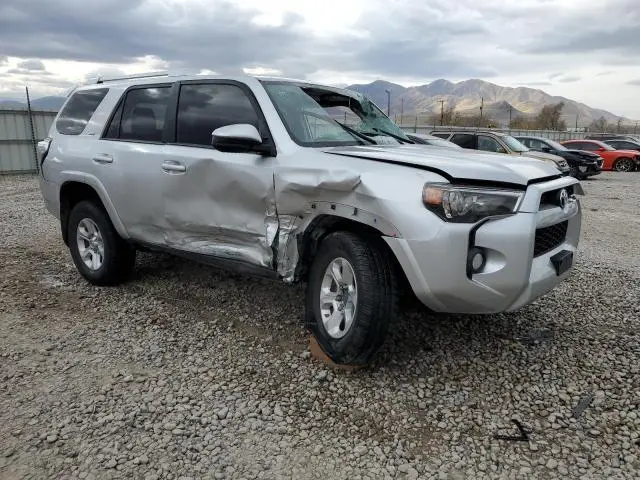 2018 TOYOTA 4RUNNER SR5  