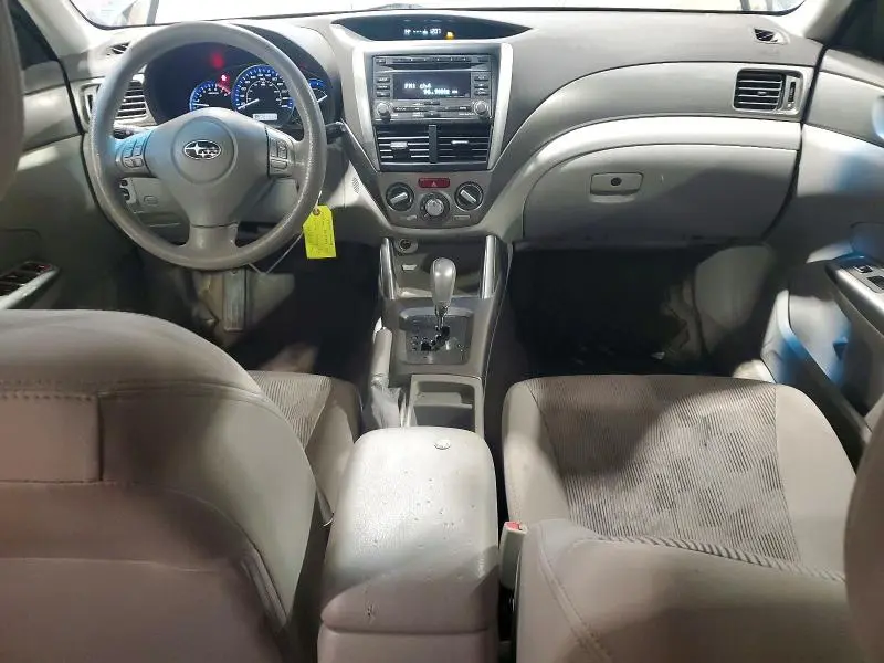 2010 SUBARU FORESTER XS  