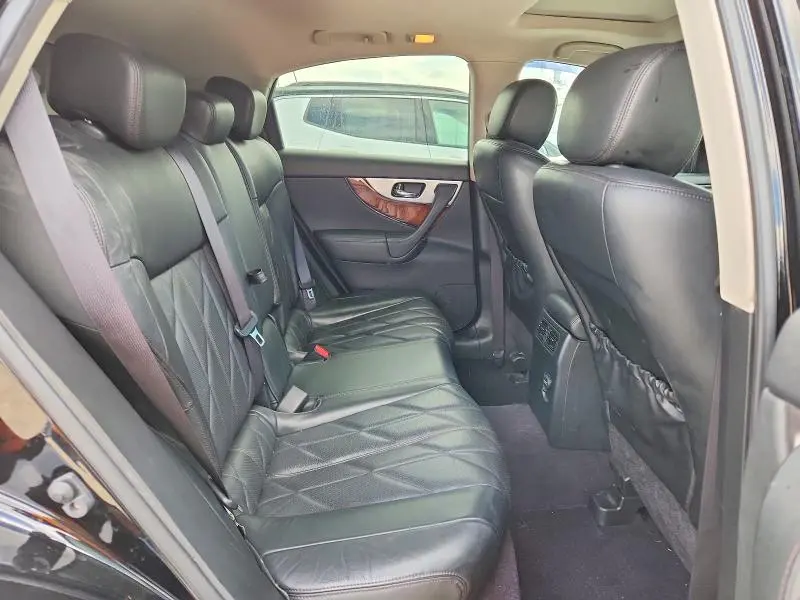 2014 INFINITI QX70 BASE  