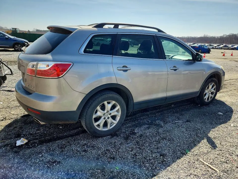 2011 MAZDA CX-9   