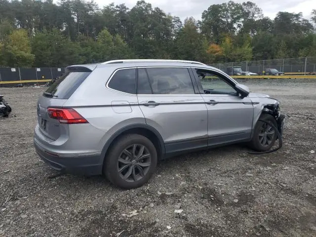2022 VOLKSWAGEN TIGUAN SE  