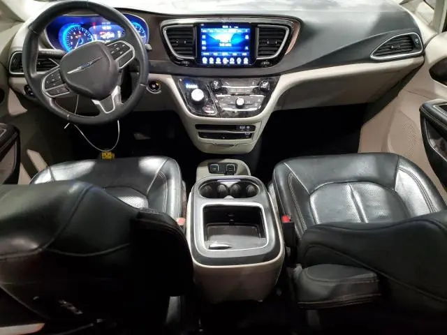 2017 CHRYSLER PACIFICA TOURING L PLUS  