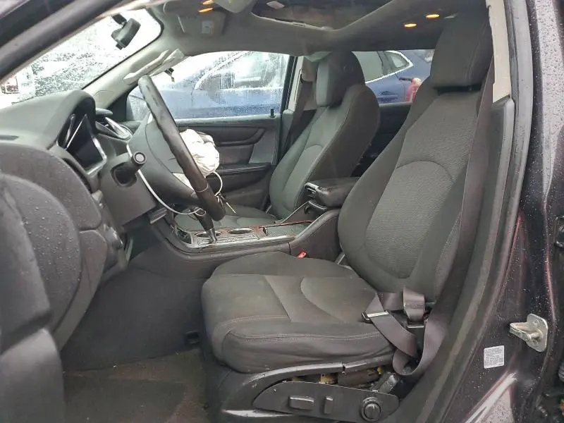 2014 CHEVROLET TRAVERSE LT  