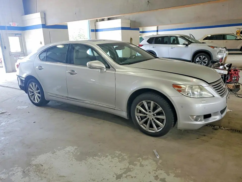 2011 LEXUS LS 460  