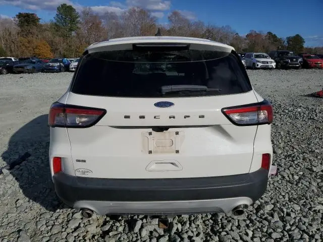 2022 FORD ESCAPE SE  