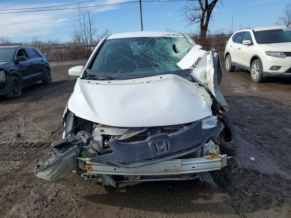2016 HONDA FIT   