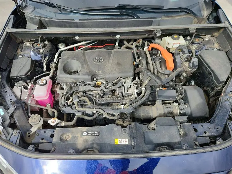 2020 TOYOTA RAV4 XSE  