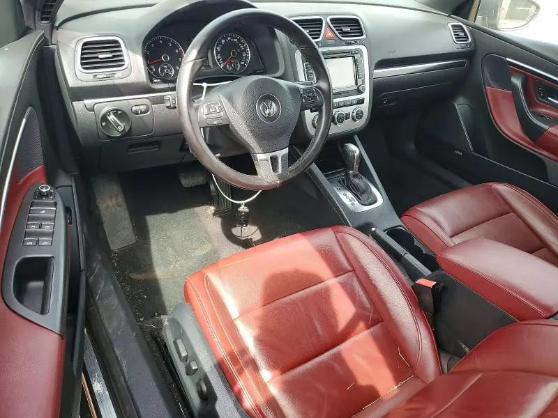 2013 VOLKSWAGEN EOS LUX  