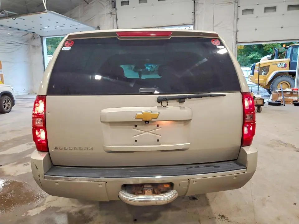 2013 CHEVROLET SUBURBAN K1500 LTZ  