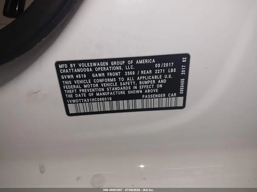 2017 VOLKSWAGEN PASSAT 1.8T R-LINE