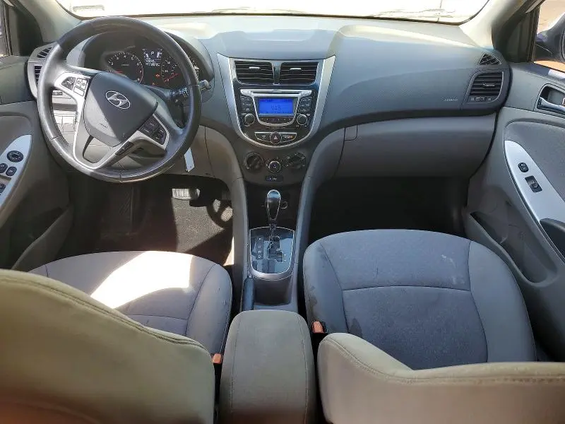 2013 HYUNDAI ACCENT SE  