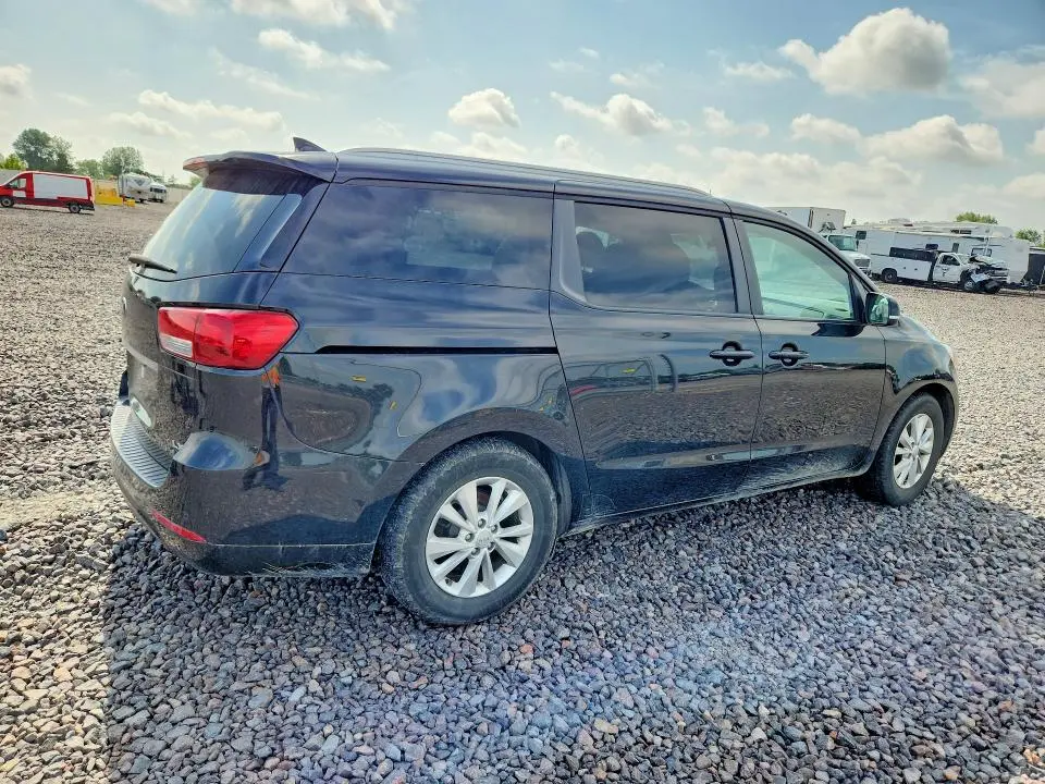 2018 KIA SEDONA LX  