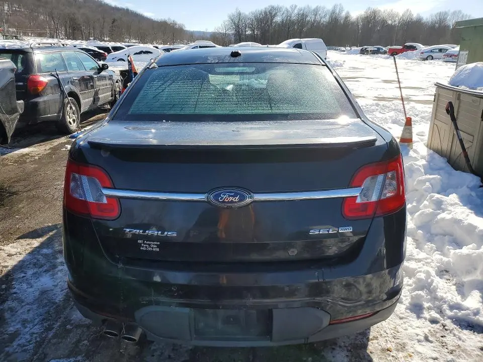 2011 FORD TAURUS SEL  