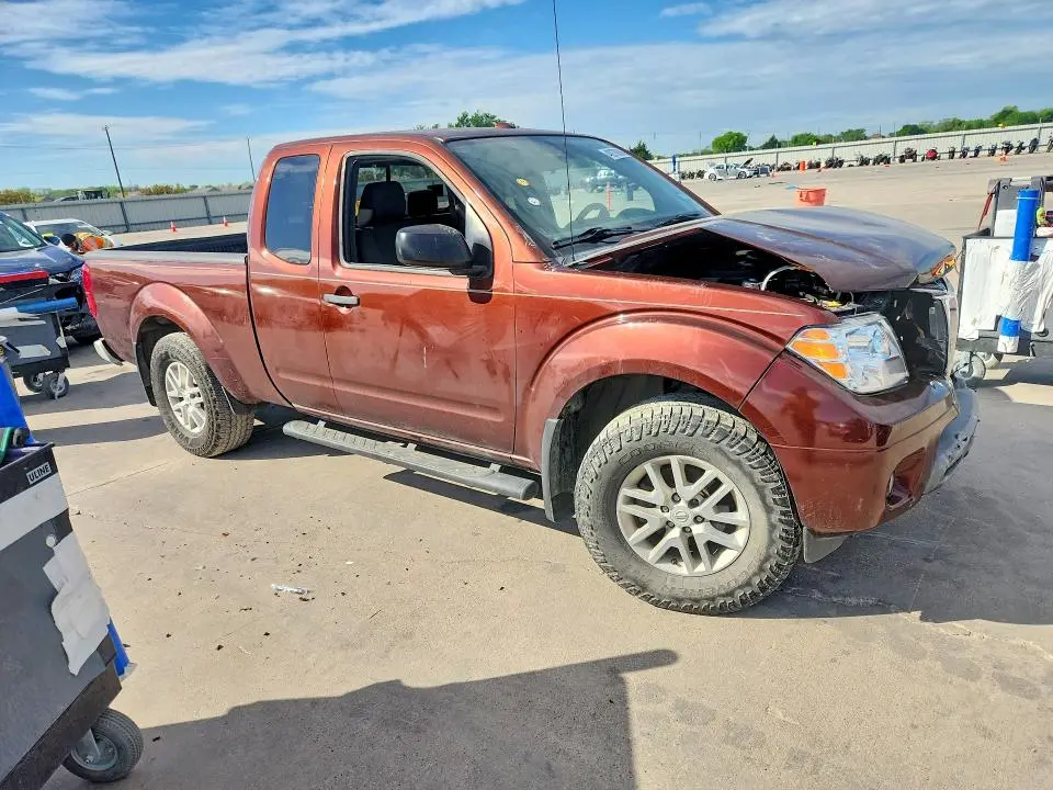 2017 NISSAN FRONTIER SV V6  