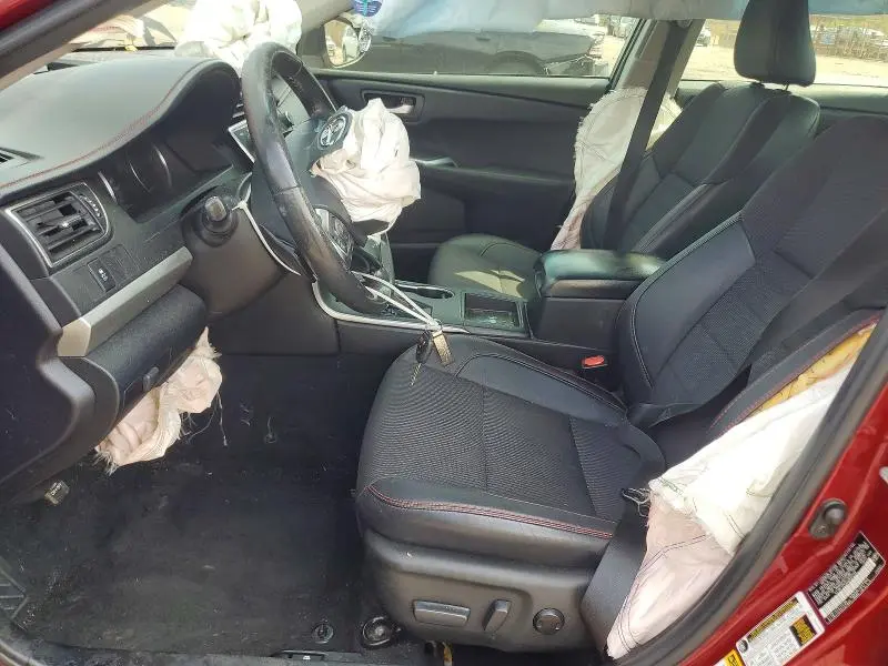2017 TOYOTA CAMRY SE  