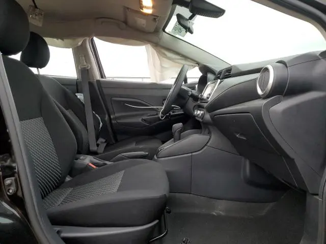 2021 NISSAN VERSA S  