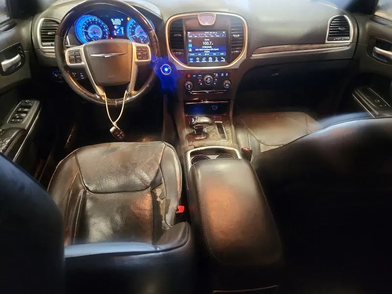 2012 CHRYSLER 300 LIMITED  