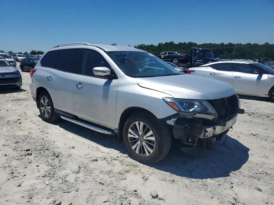 2019 NISSAN PATHFINDER SV  