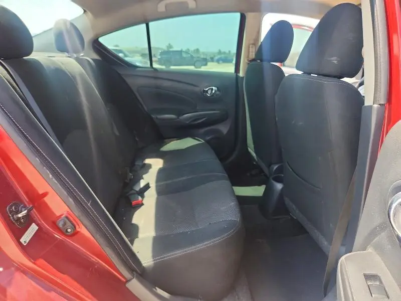 2018 NISSAN VERSA SV  