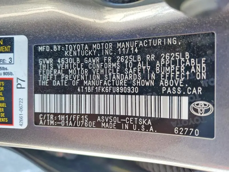 2015 TOYOTA CAMRY SE  