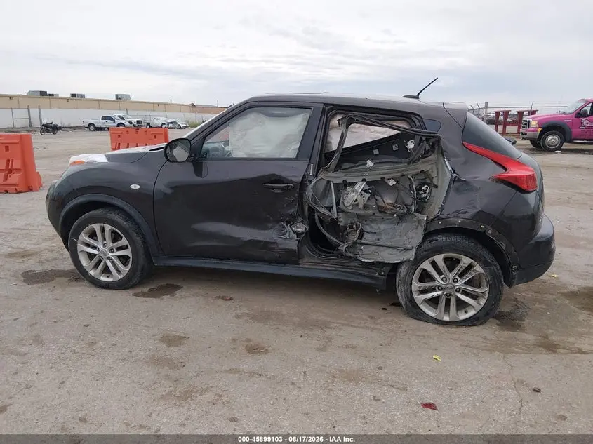 2013 NISSAN JUKE SL
