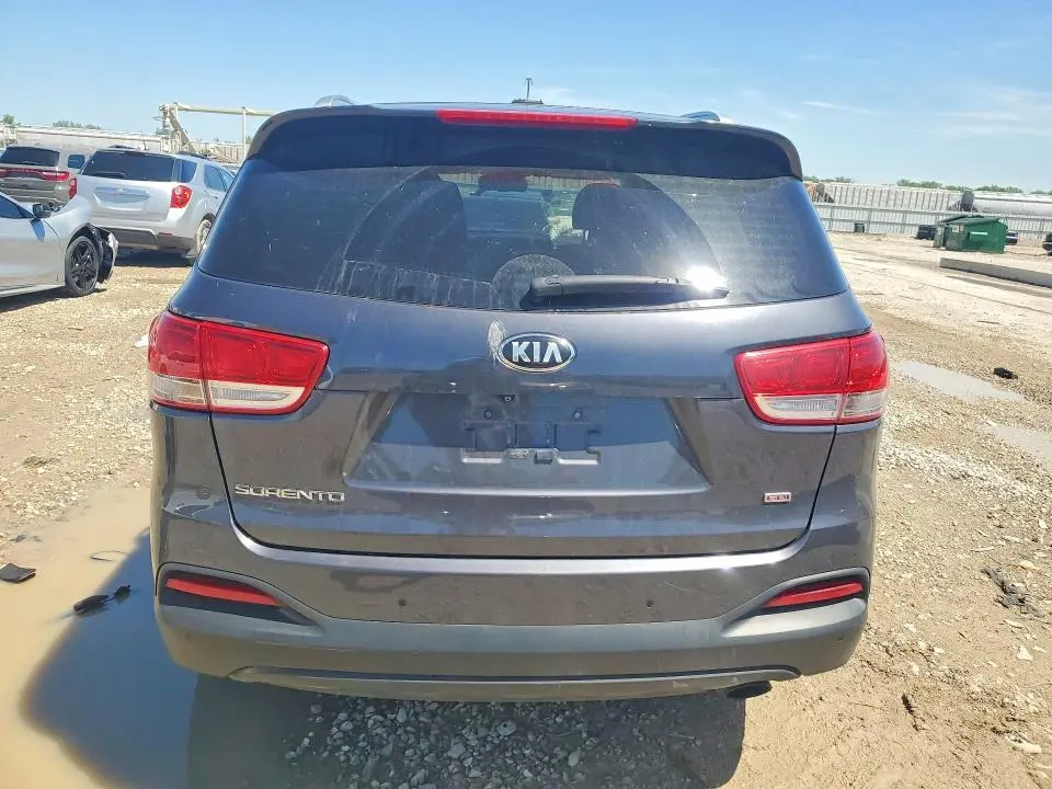2018 KIA SORENTO LX  