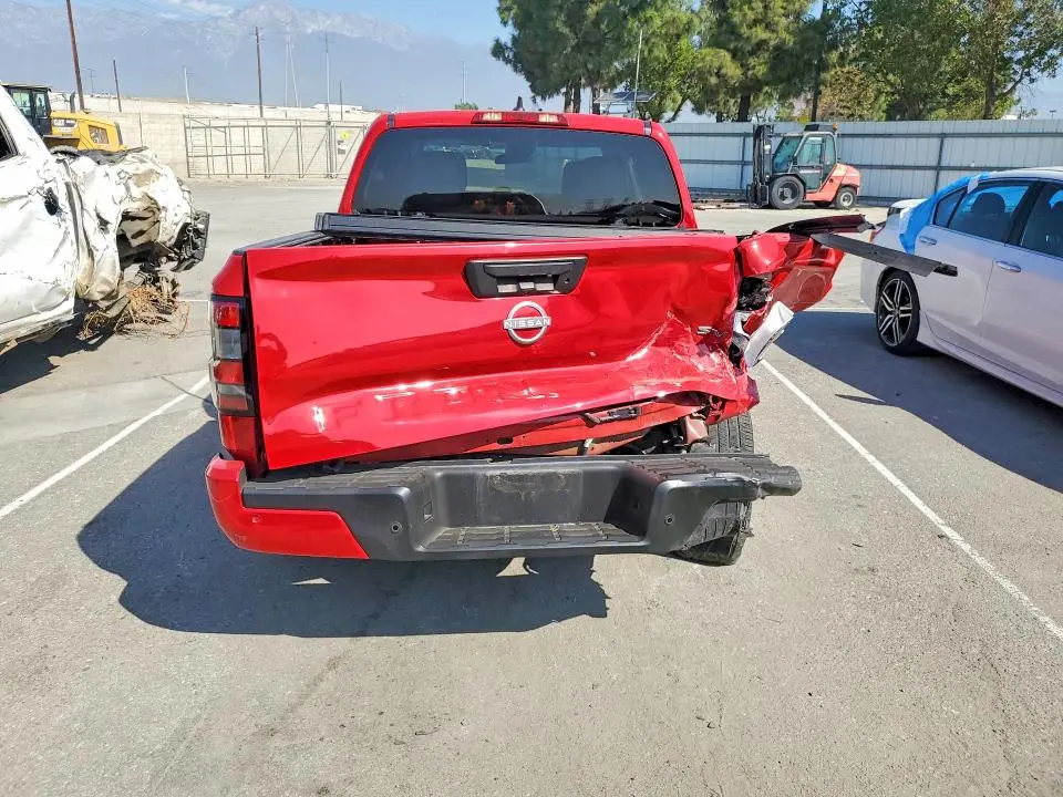 2024 NISSAN FRONTIER SV  