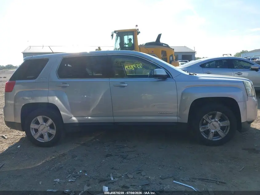 2013 GMC TERRAIN SLE-1