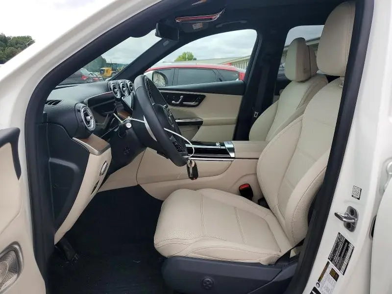 2025 MERCEDES-BENZ GLC 300 4MATIC  