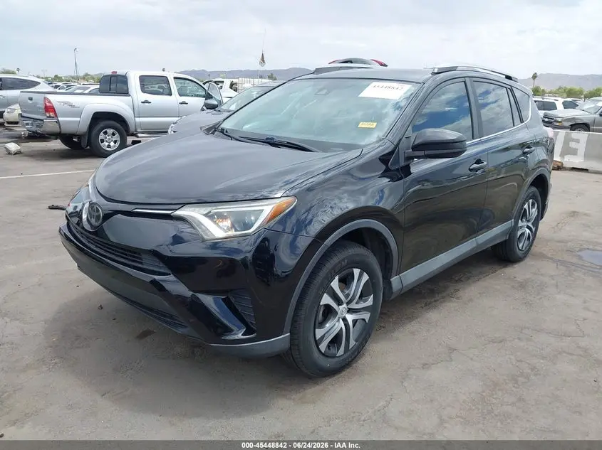 2018 TOYOTA RAV4 LE