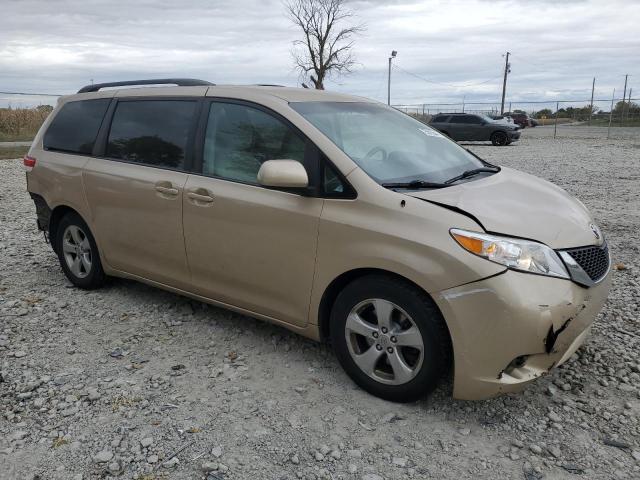 2011 TOYOTA SIENNA LE