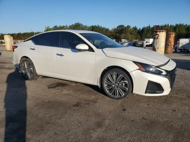 2024 NISSAN ALTIMA SL  