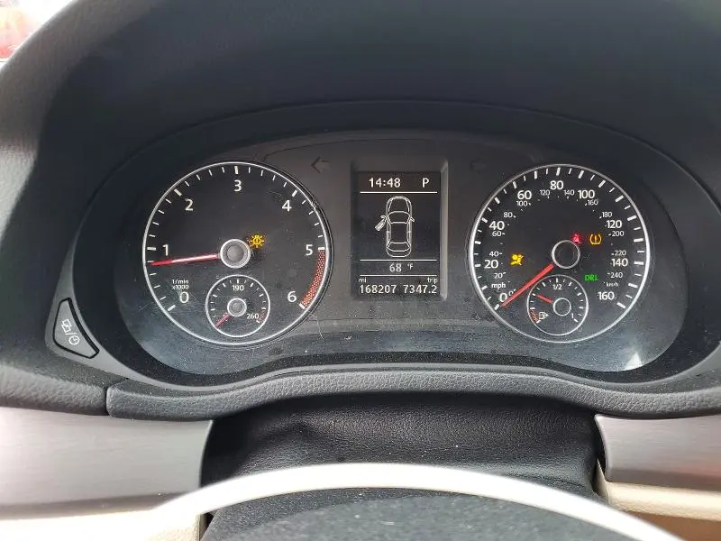 2015 VOLKSWAGEN PASSAT   