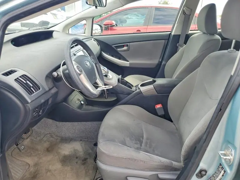 2013 TOYOTA PRIUS THREE  