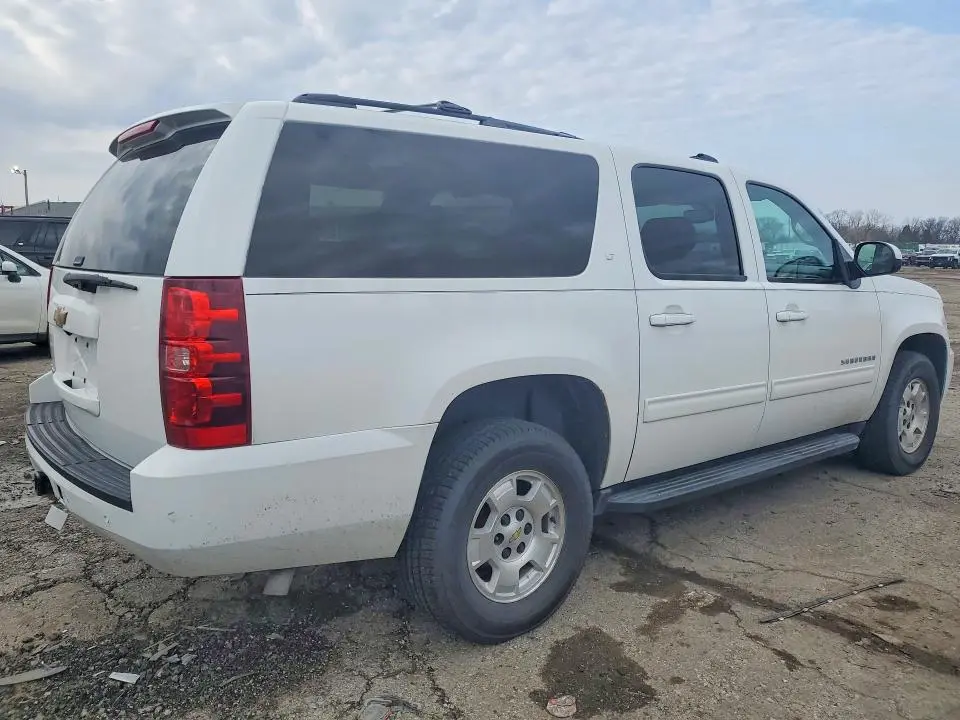 2014 CHEVROLET SUBURBAN K1500 LT  