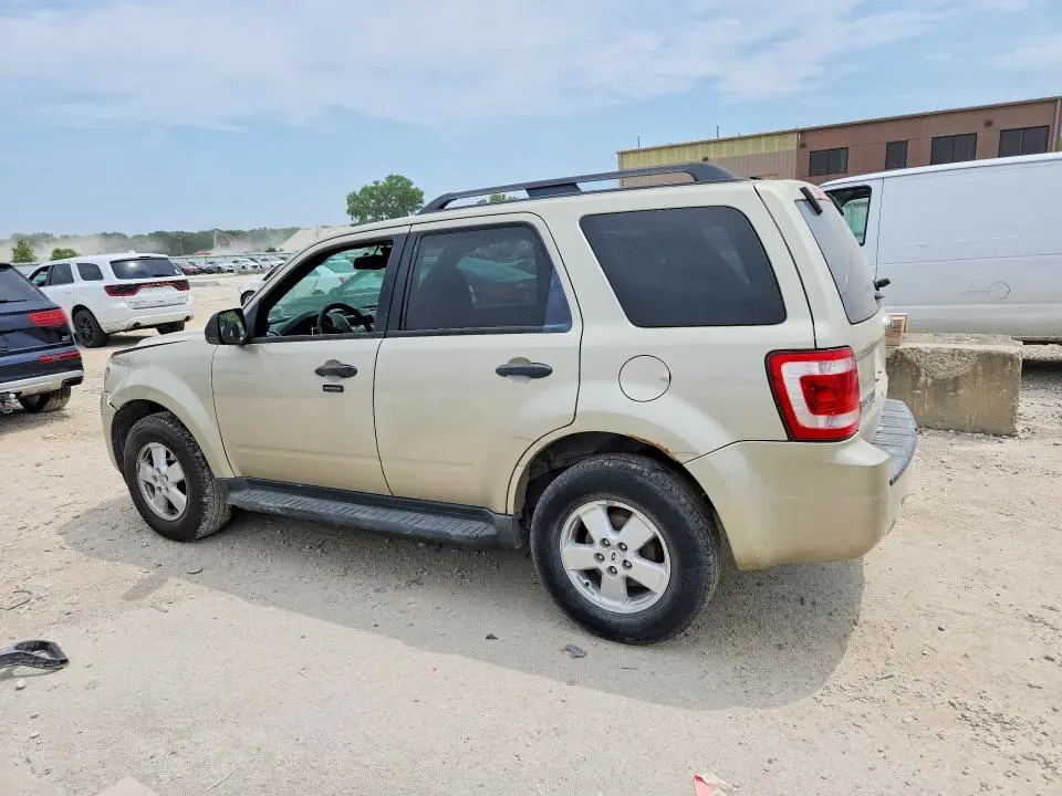 2012 FORD ESCAPE XLT  