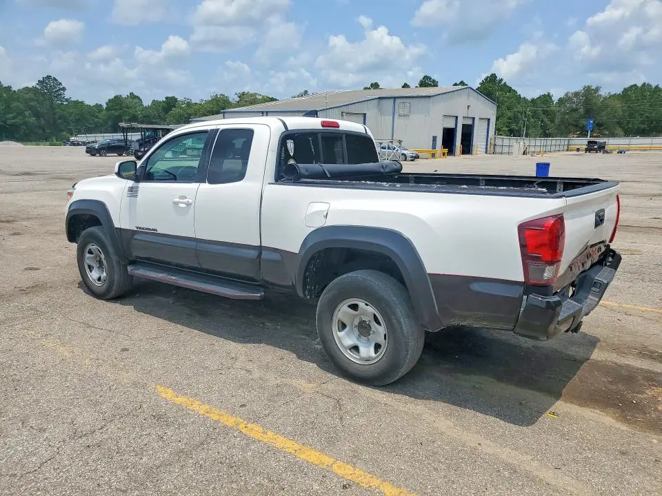 2022 TOYOTA TACOMA SR V6  