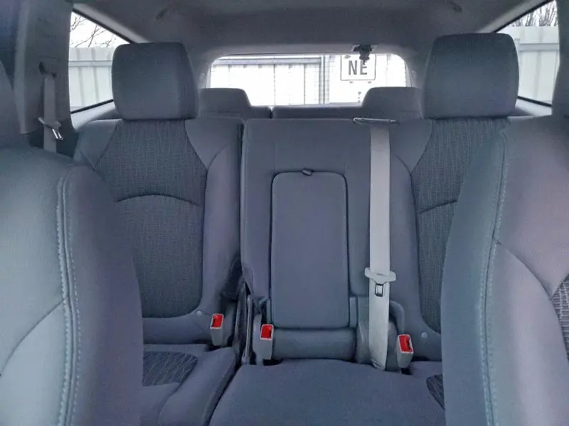 2015 CHEVROLET TRAVERSE LS  