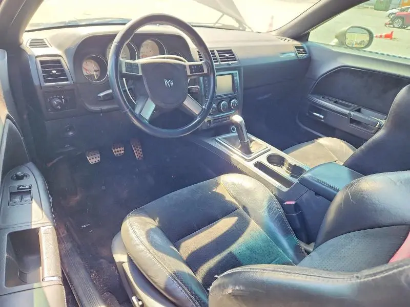 2010 DODGE CHALLENGER SRT-8  