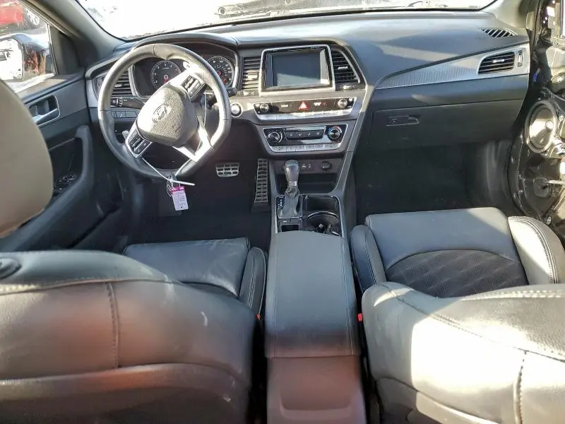 2018 HYUNDAI SONATA SPORT  