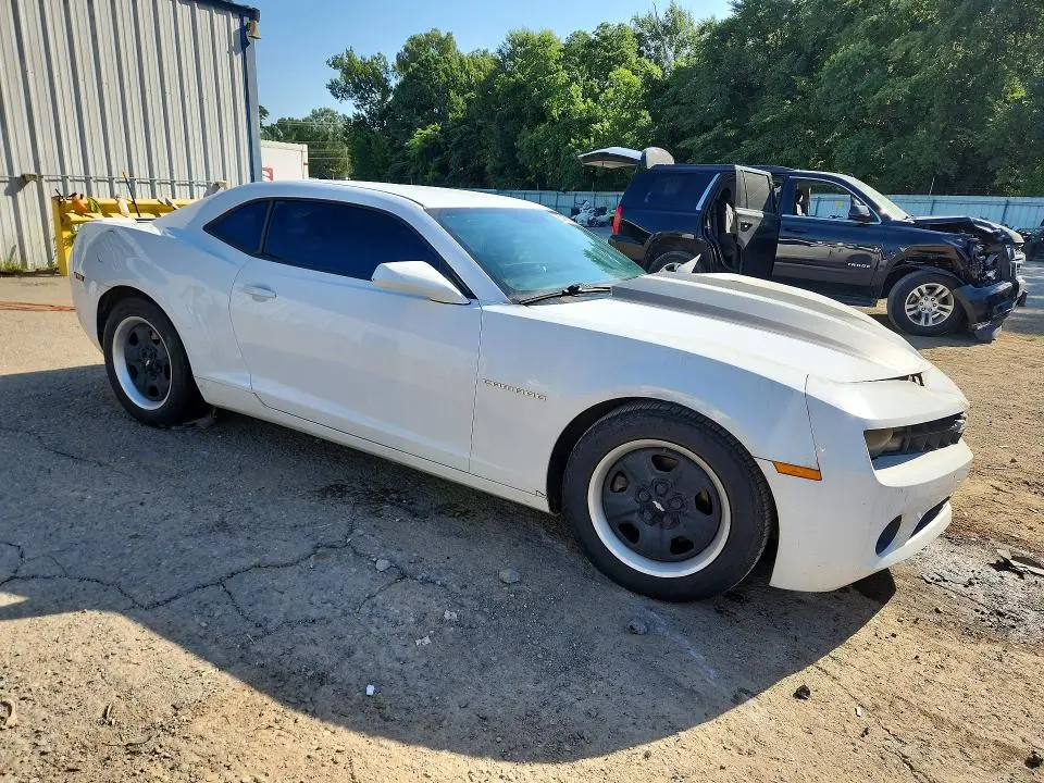 2013 CHEVROLET CAMARO LS  