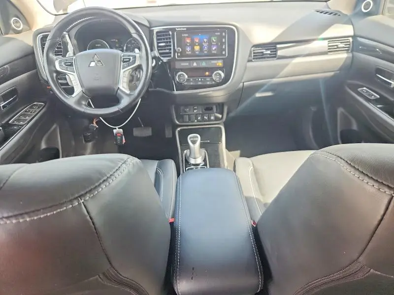 2018 MITSUBISHI OUTLANDER SE  