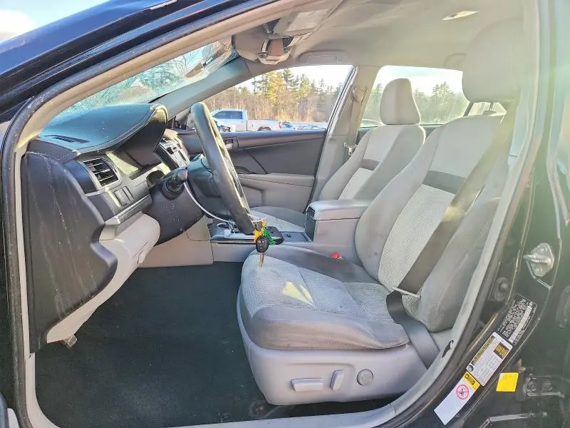 2014 TOYOTA CAMRY L  