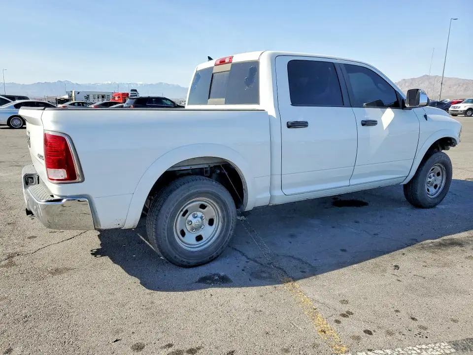2016 RAM 1500 LARAMIE  