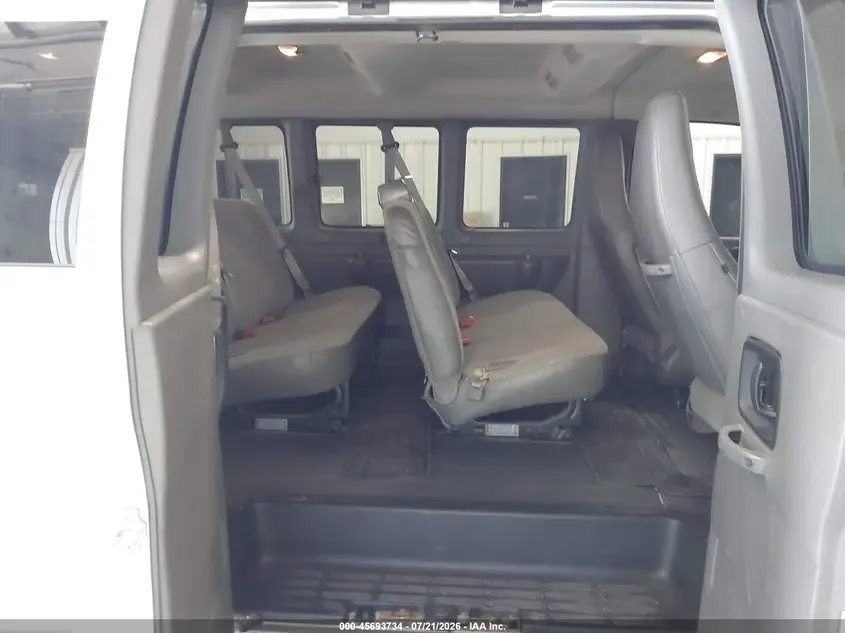 2016 CHEVROLET EXPRESS 3500 LT