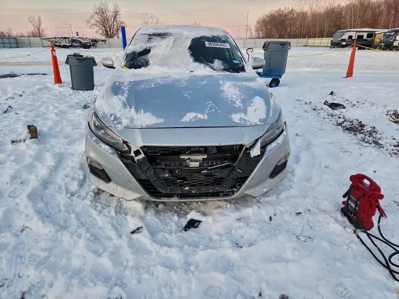 2022 NISSAN ALTIMA 2.5 SV  