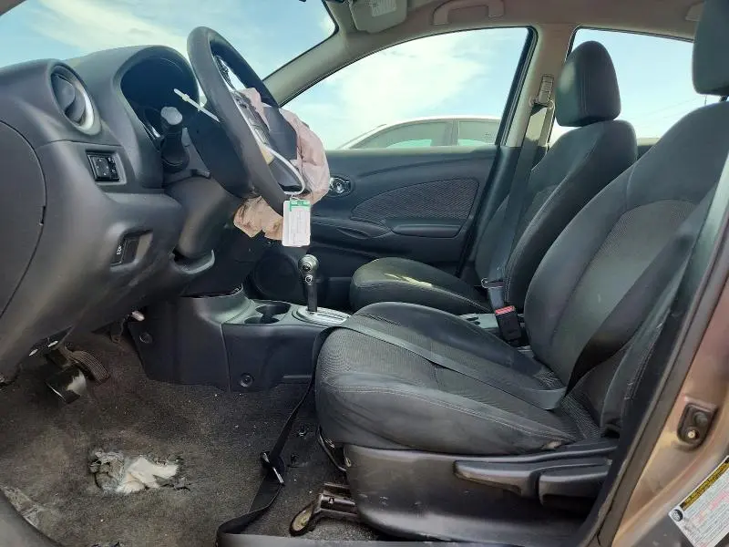 2016 NISSAN VERSA 1.6 SV  