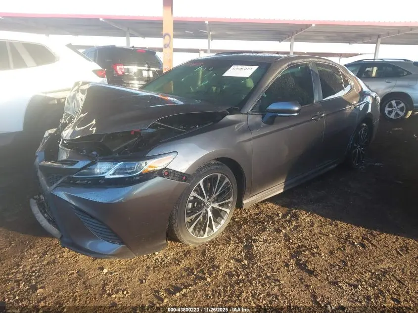 2019 TOYOTA CAMRY SE